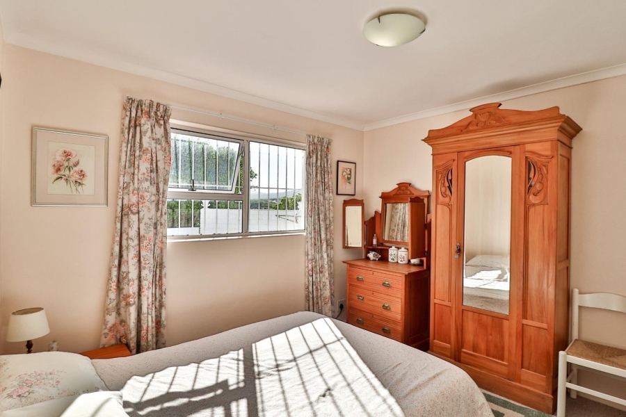 4 Bedroom Property for Sale in De Kelders Western Cape